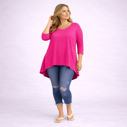 Plain 3/4 Sleeve Dipped Hem Top