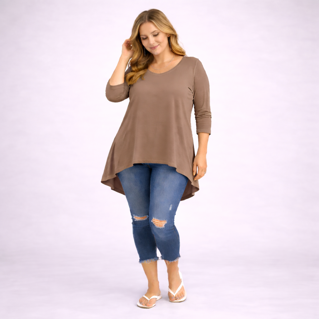 Plain 3/4 Sleeve Dipped Hem Top